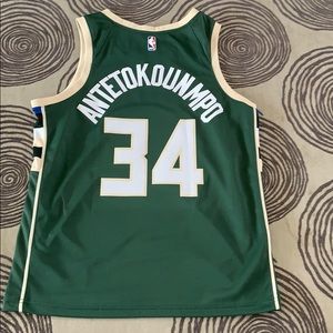 NIKE MENS MILWAUKEE BUCS JERSEY